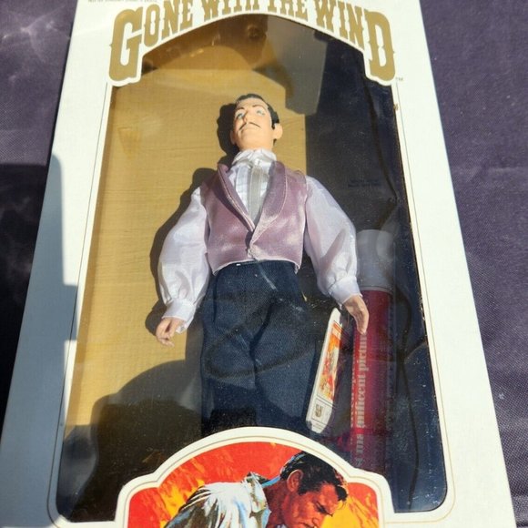 Gone with the Wind Rhett Butler with Mauve satin vest on . RARE ! Doll & Poster - Picture 3 of 3